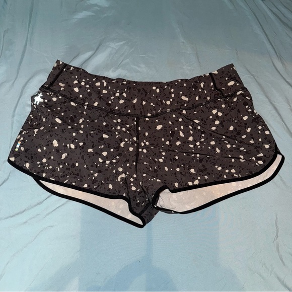 Smartwool Merinosport Lined Black and White Athletic Shorts with Speckled Design - Picture 1 of 4